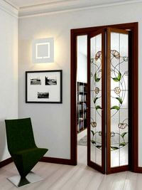 Двери гармошка с витражным декором Бийск